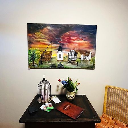 Altes Pfarrhaus Neustaedt Hotel Neustadt  Ngoại thất bức ảnh