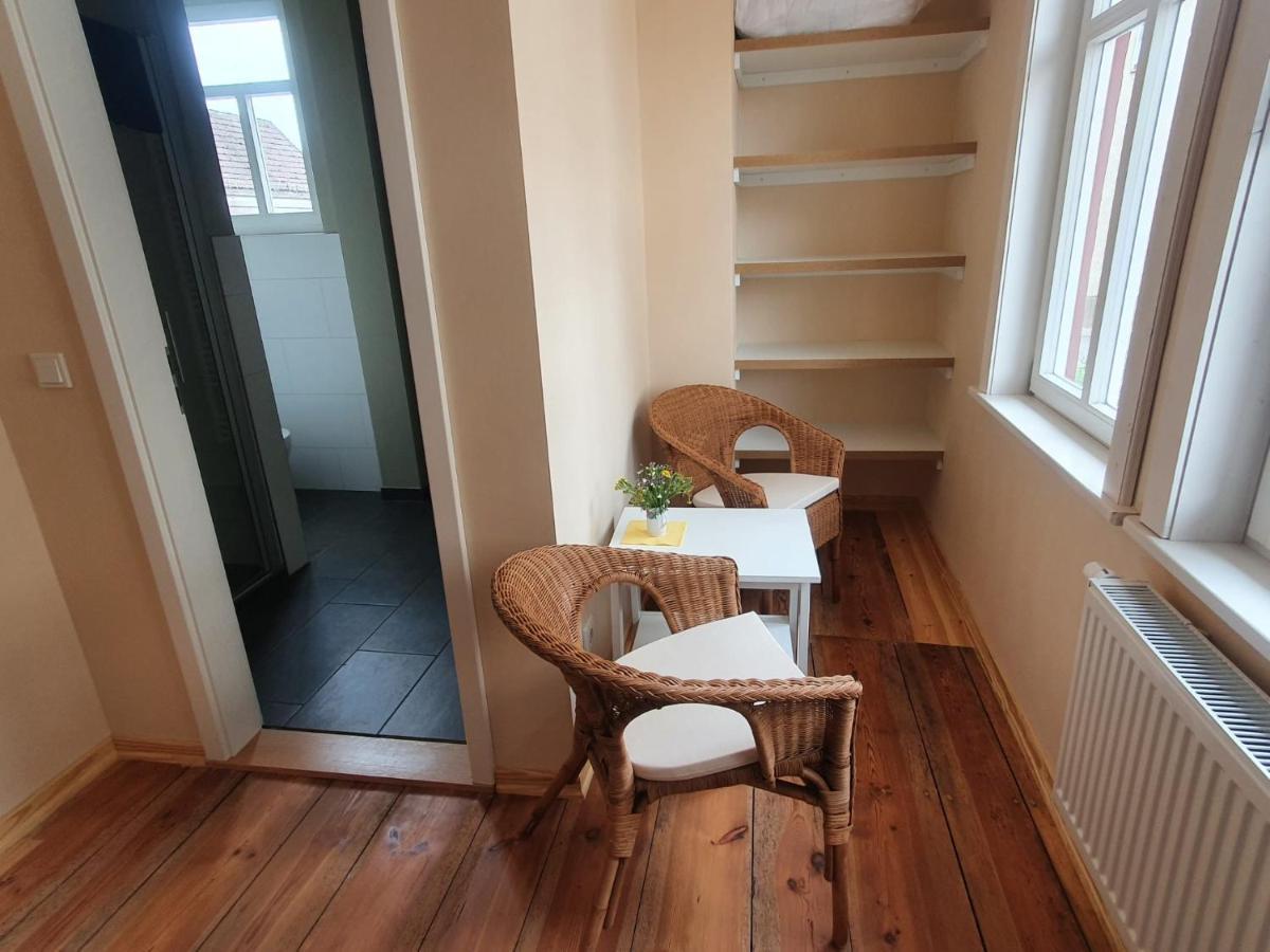 Altes Pfarrhaus Neustaedt Hotel Neustadt  Ngoại thất bức ảnh