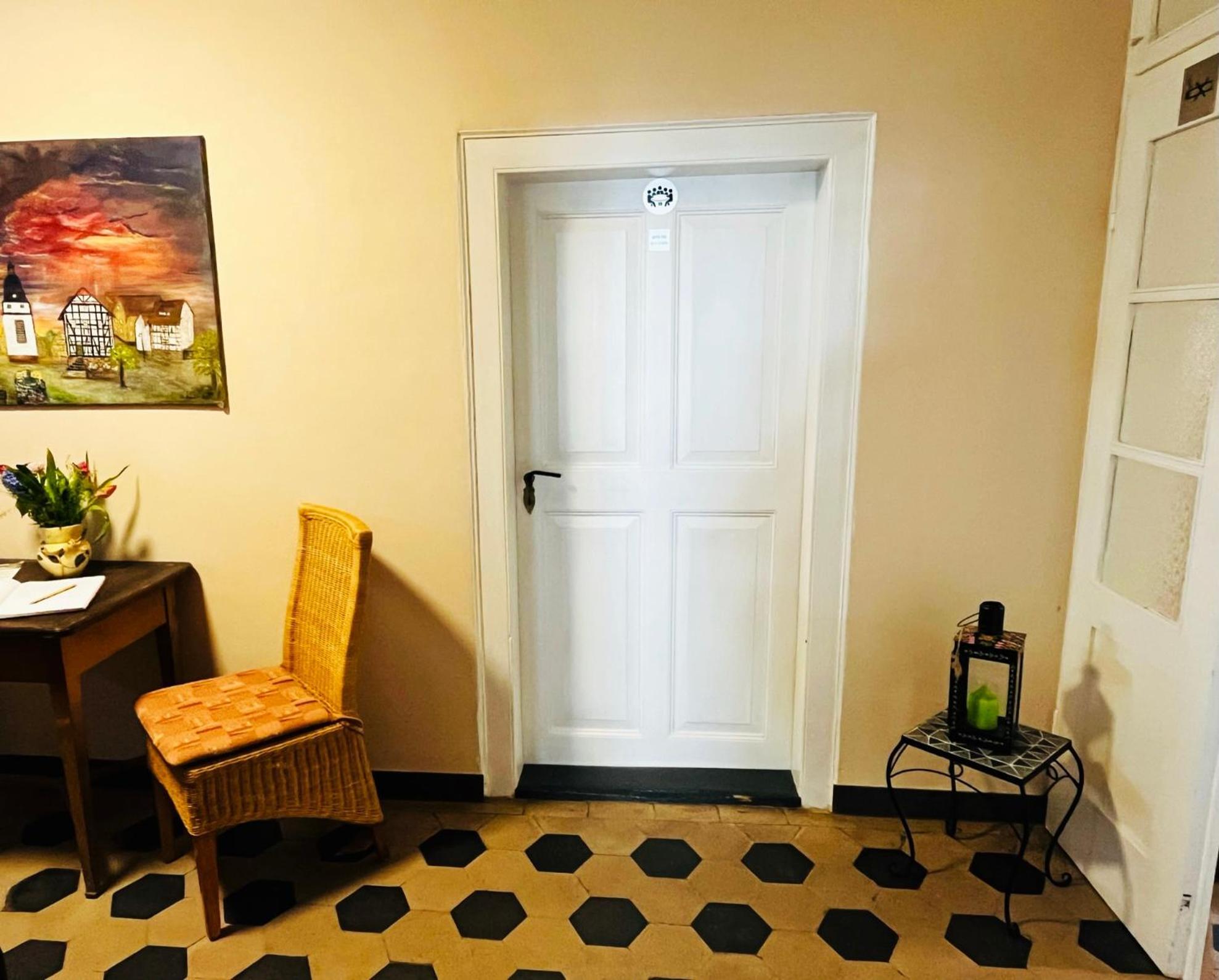 Altes Pfarrhaus Neustaedt Hotel Neustadt  Ngoại thất bức ảnh